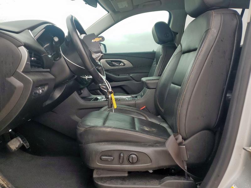  CHEVROLET TRAVERSE 2021 Silver