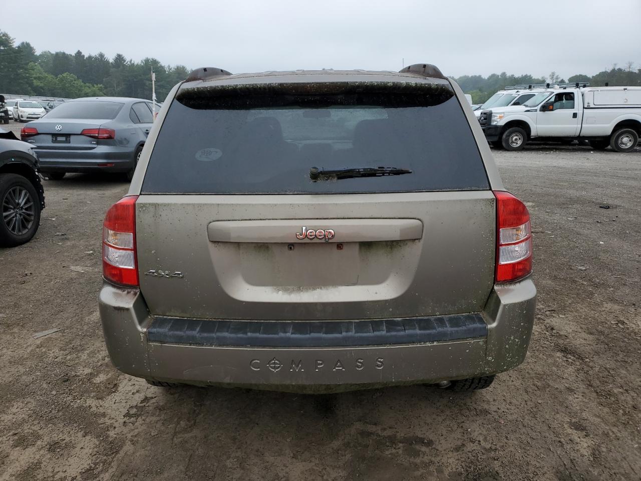 2007 Jeep Compass VIN: 1J8FF47W57D274140 Lot: 62721135