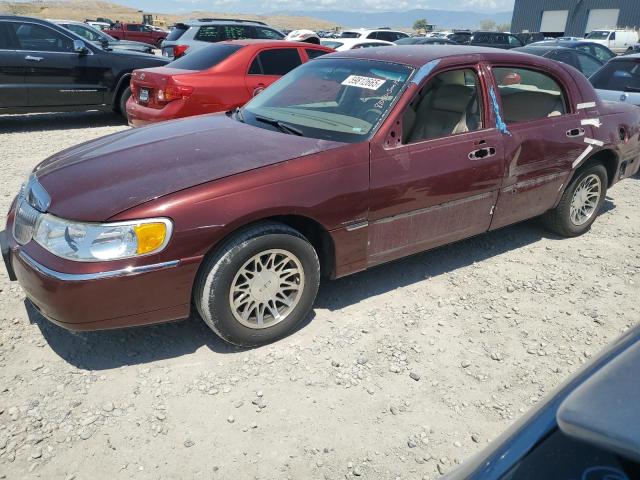 2000 Lincoln Town Car Signature