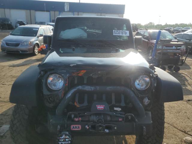 Позашляховики JEEP WRANGLER 2016 Чорний