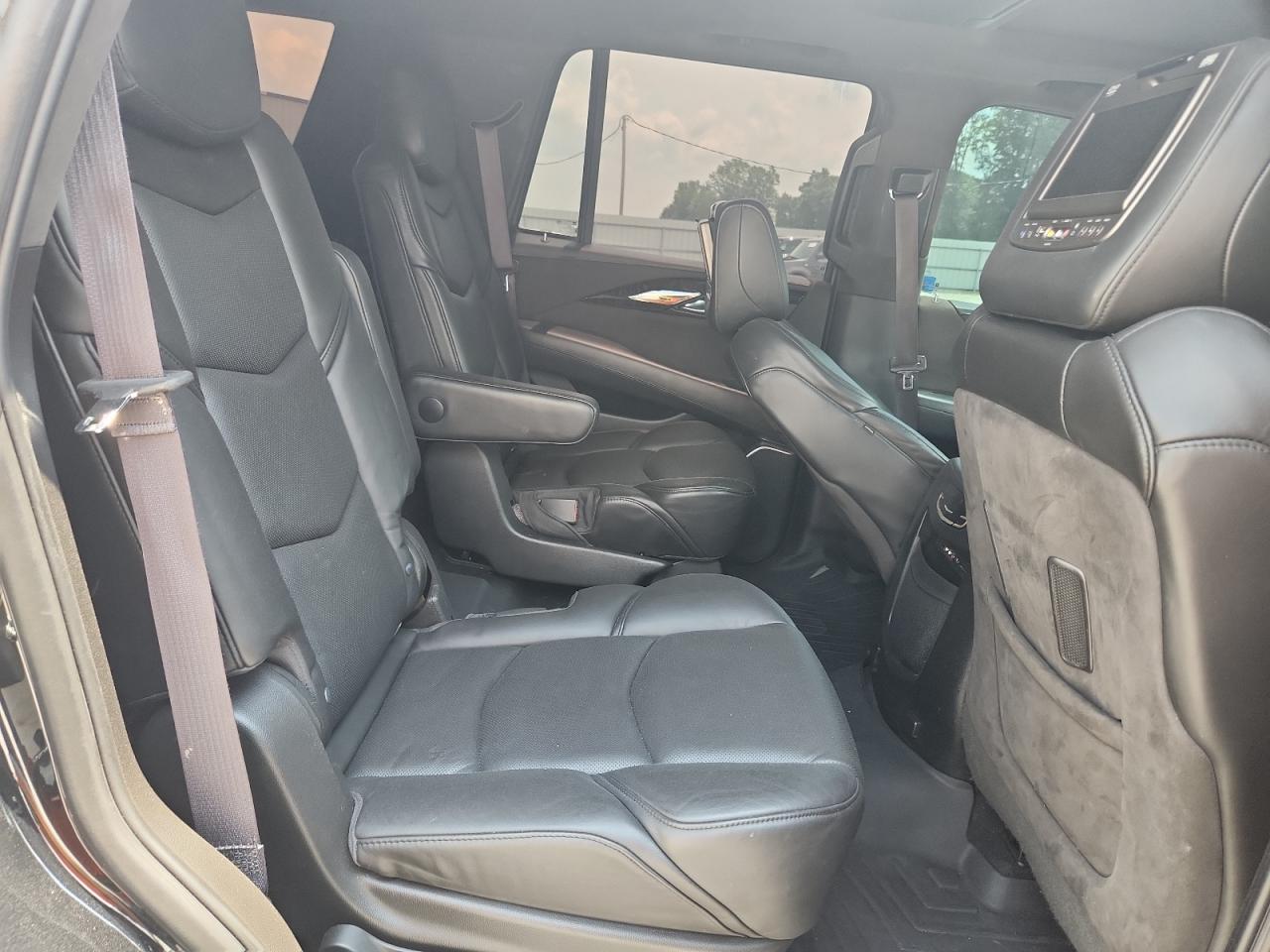 2016 Cadillac Escalade Platinum VIN: 1GYS4DKJ3GR190046 Lot: 61344995