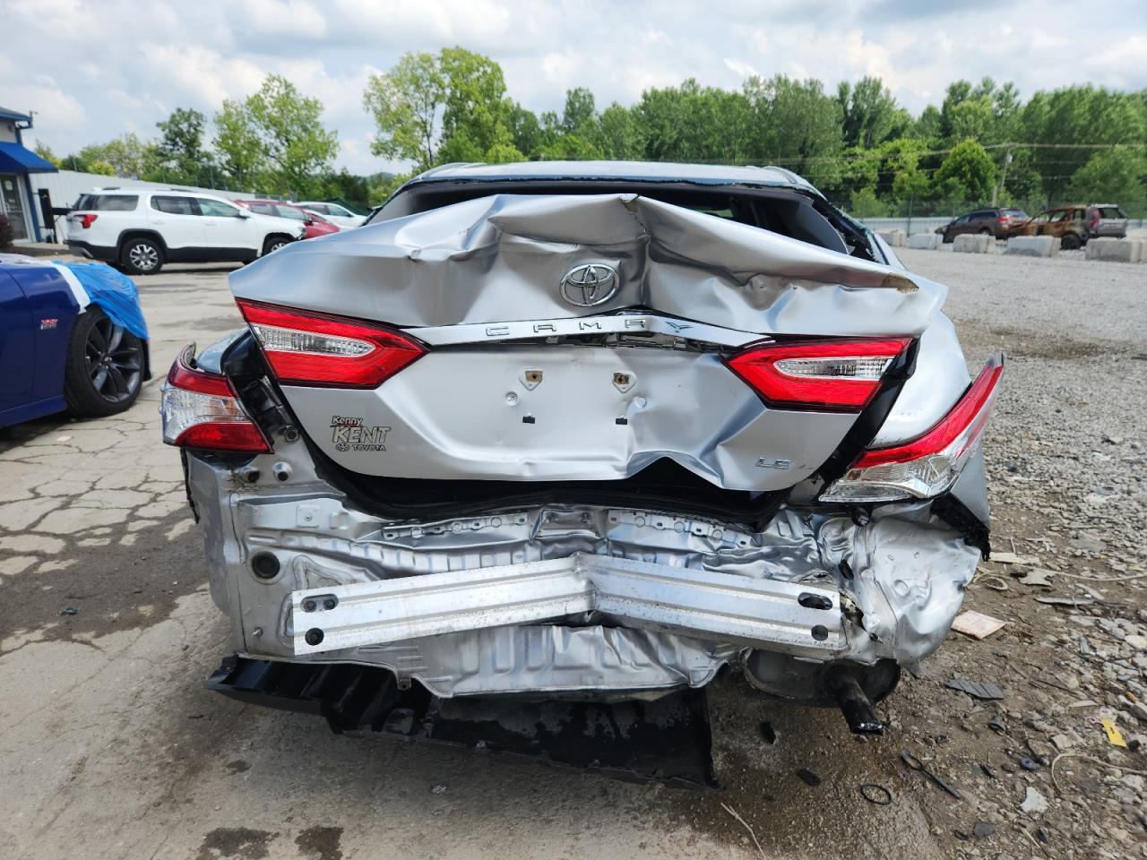2018 Toyota Camry L VIN: 4T1B11HK9JU012879 Lot: 62782245