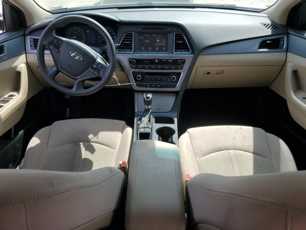 2017 Hyundai Sonata Se VIN: 5NPE24AF8HH523761 Lot: 61910245