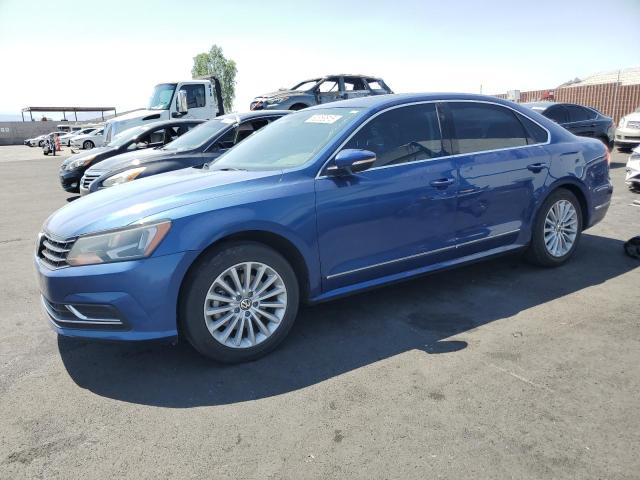  VOLKSWAGEN PASSAT 2016 Синий