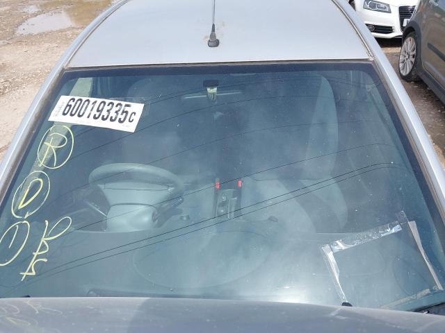 2002 TOYOTA YARIS GS