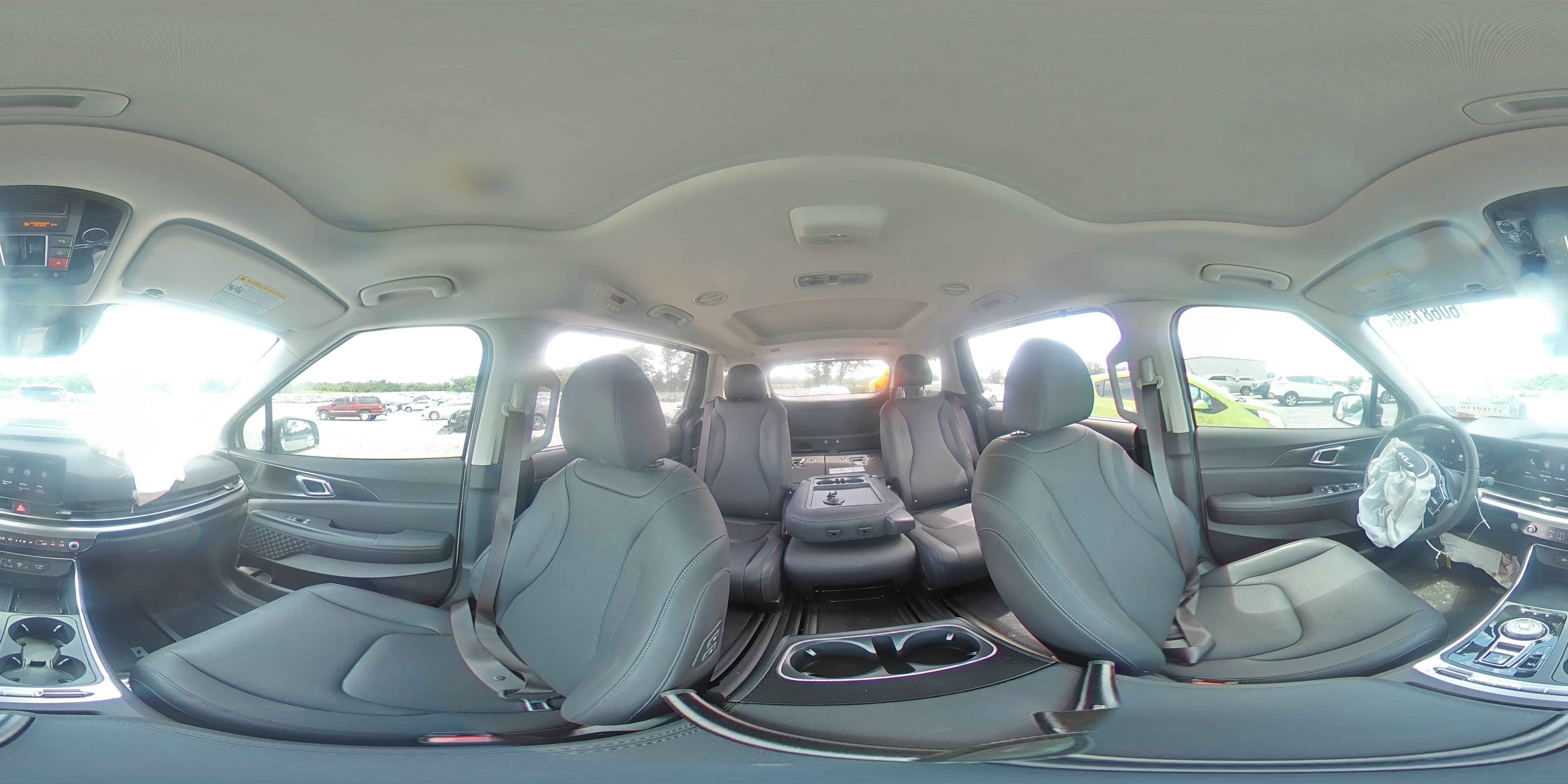 2025 Kia Carnival Sx VIN: KNDNE5KA2S6066592 Lot: 60681395