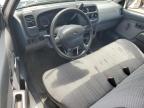 Marlboro, NY에서 판매 중인 2001 Nissan Frontier Xe   - Top/Roof