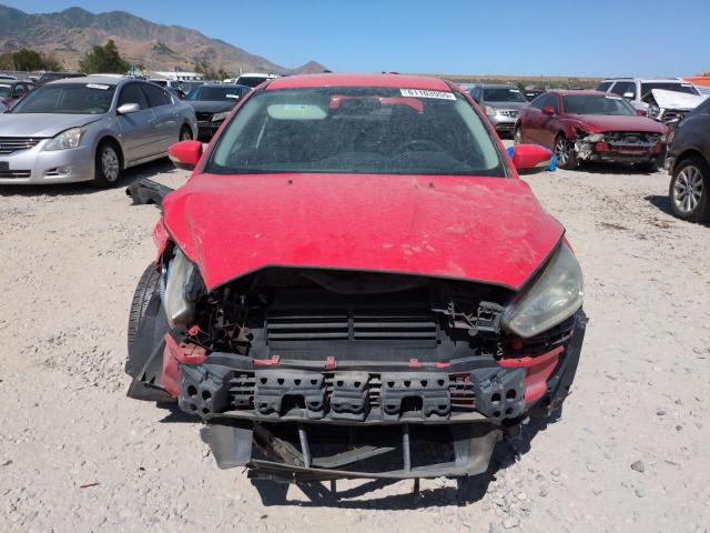 Sedans FORD FOCUS 2015 Czerwony