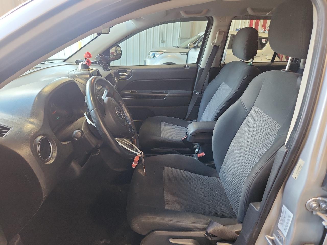 2011 Jeep Compass Sport VIN: 1J4NT1FB4BD236457 Lot: 62184065
