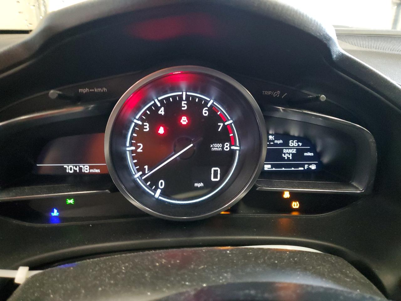 MAZDA 3 2018 VIN 3MZBN1M34JM224839 фото 9