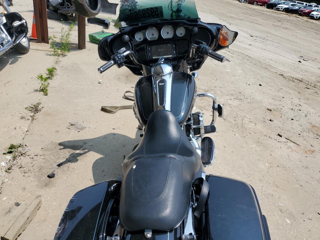 2015 Harley-Davidson Flhxs Street Glide Special VIN: 1HD1KRM10FB659438 Lot: 59292635