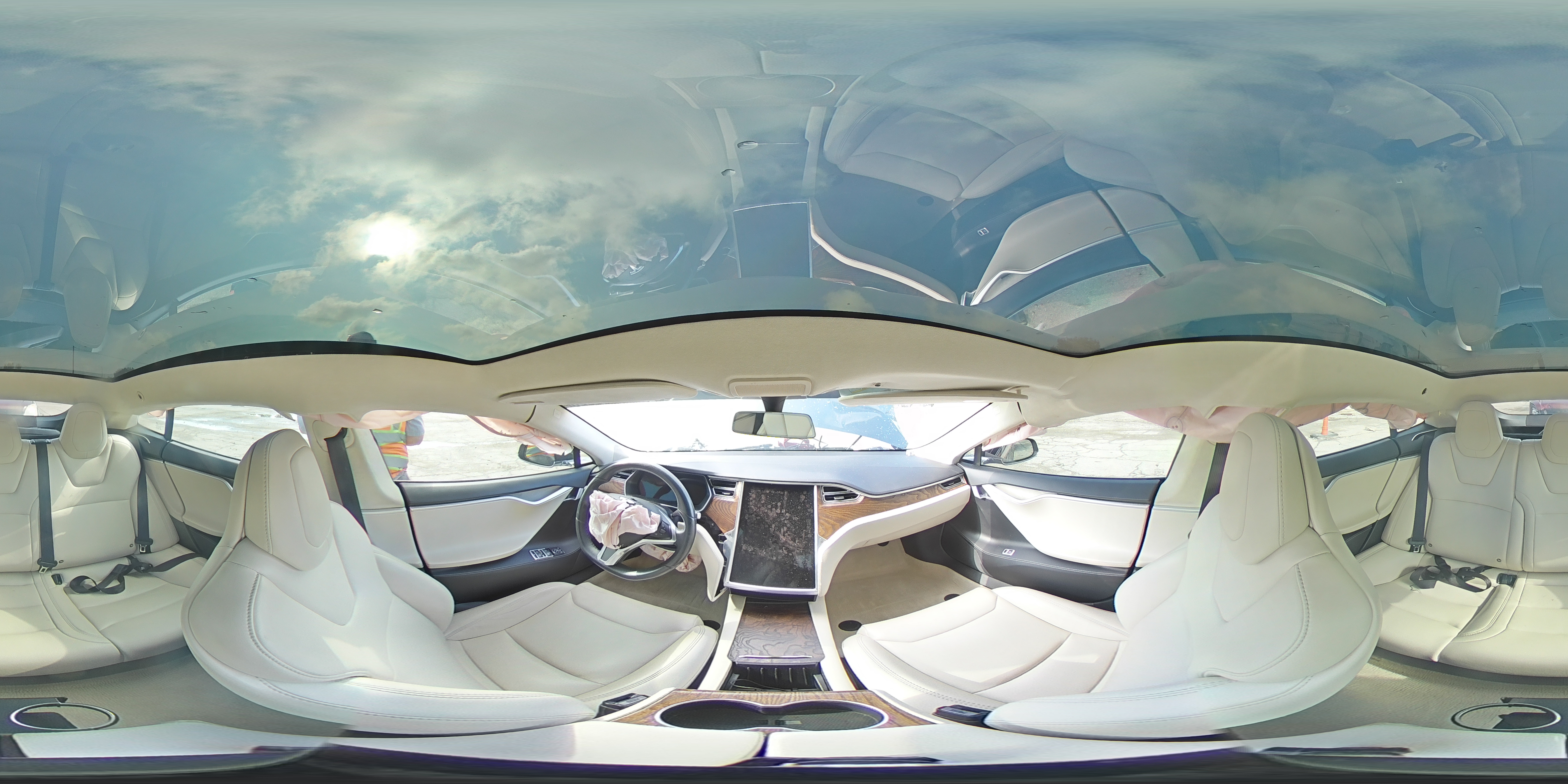 2018 Tesla Model S VIN: 5YJSA1E21JF244233 Lot: 61669925