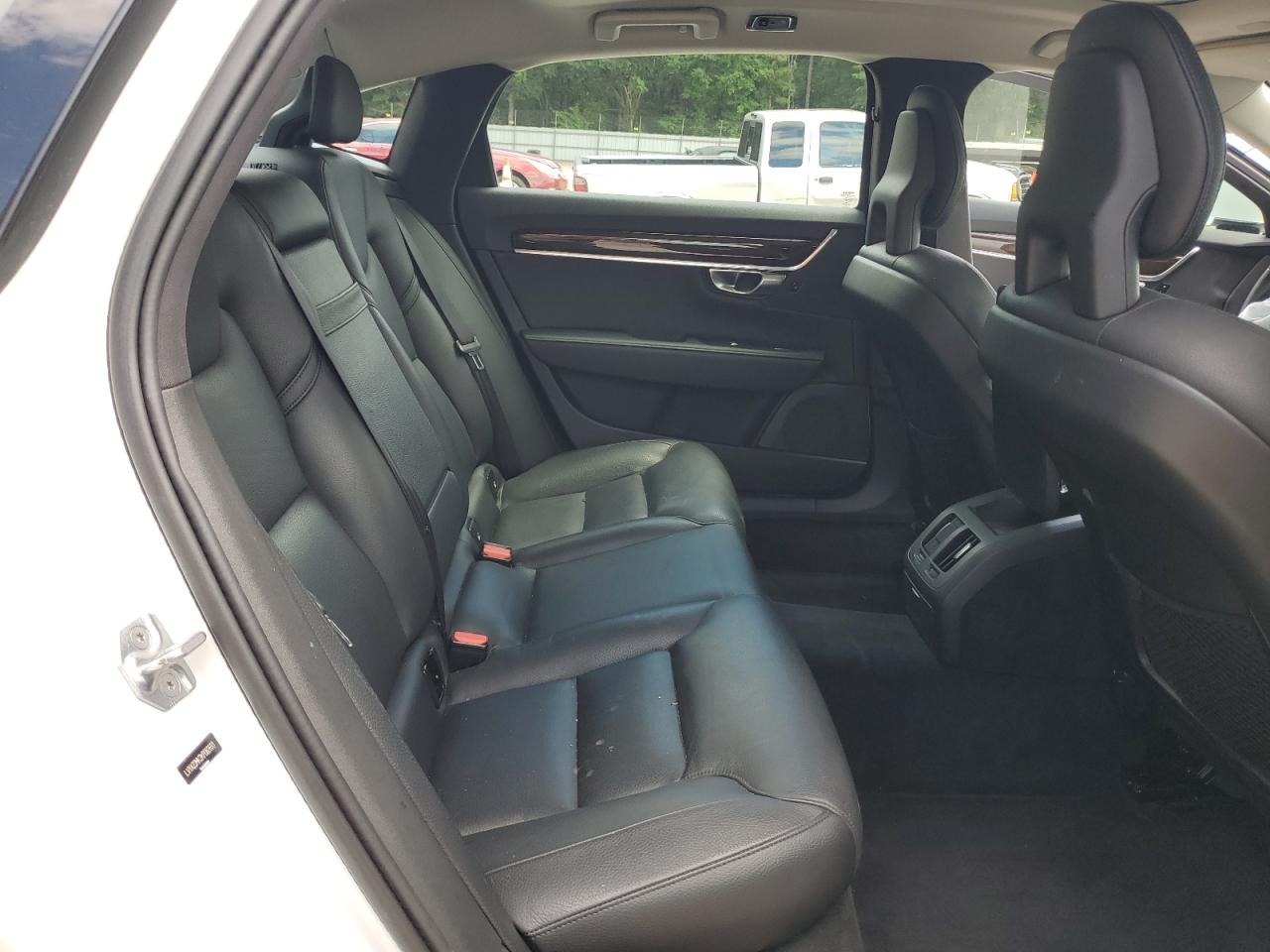 2019 Volvo S90 T6 Momentum VIN: LVYA22MK2KP082693 Lot: 60916085