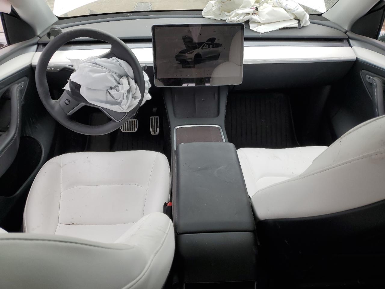 TESLA MODEL Y 2023 VIN 7SAYGDEE4PF764359 фото 8
