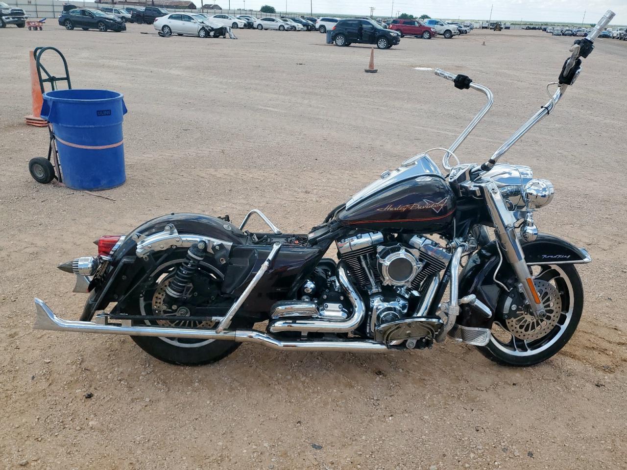 2011 Harley-Davidson Flhr  for Sale in Andrews, TX - Side