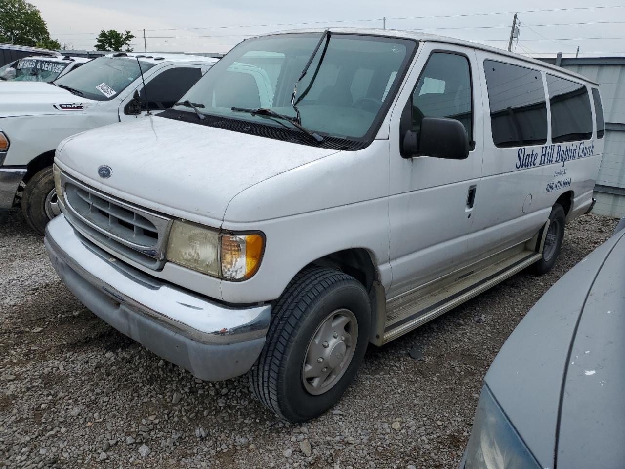1999 Ford Econoline E350 Super Duty Wagon for Sale in Lexington, KY - Hail