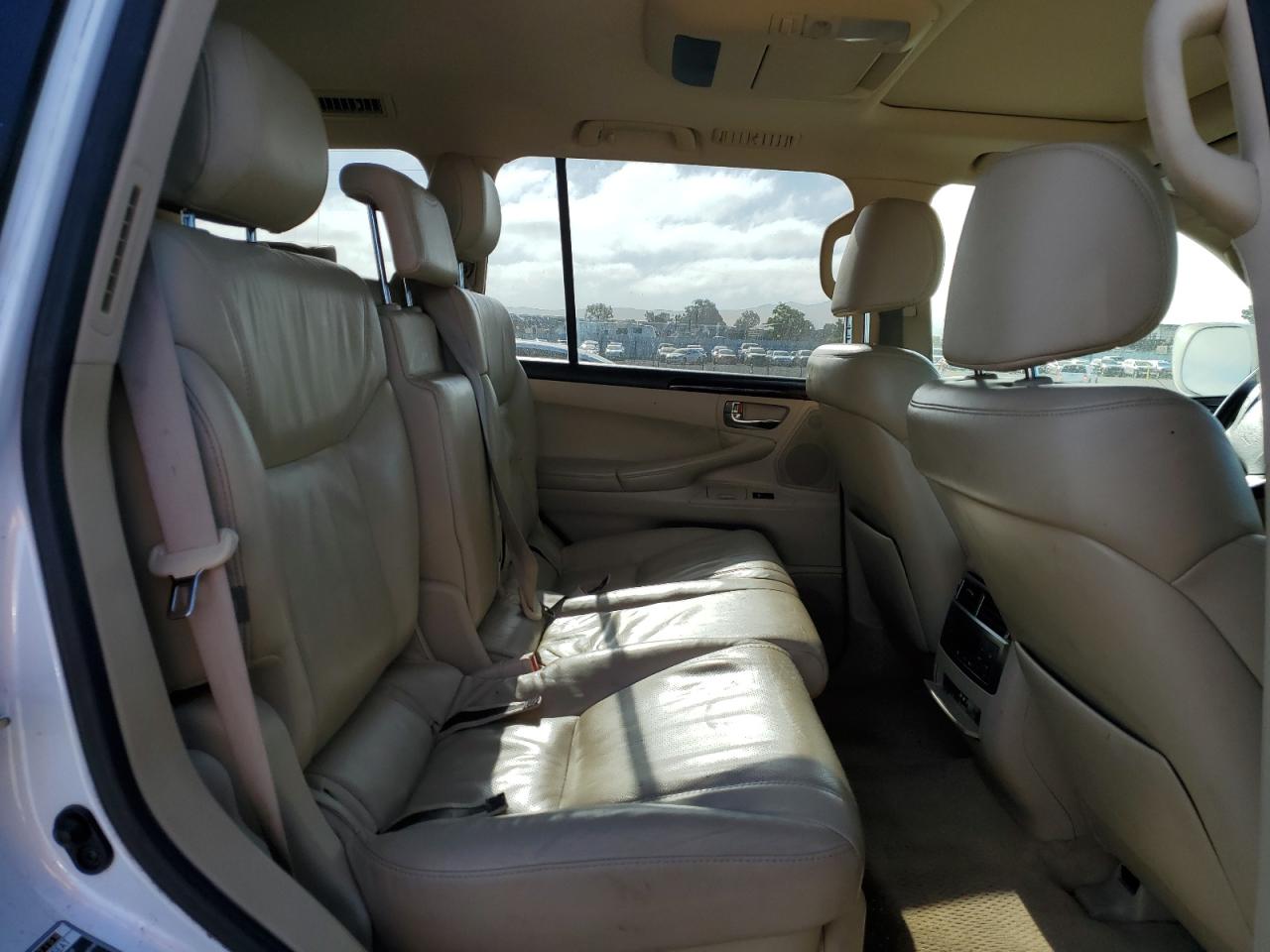 2011 Lexus Lx 570 VIN: JTJHY7AX4B4068326 Lot: 61495175