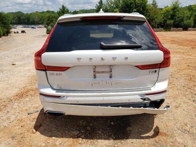  VOLVO XC60 2021 Белы