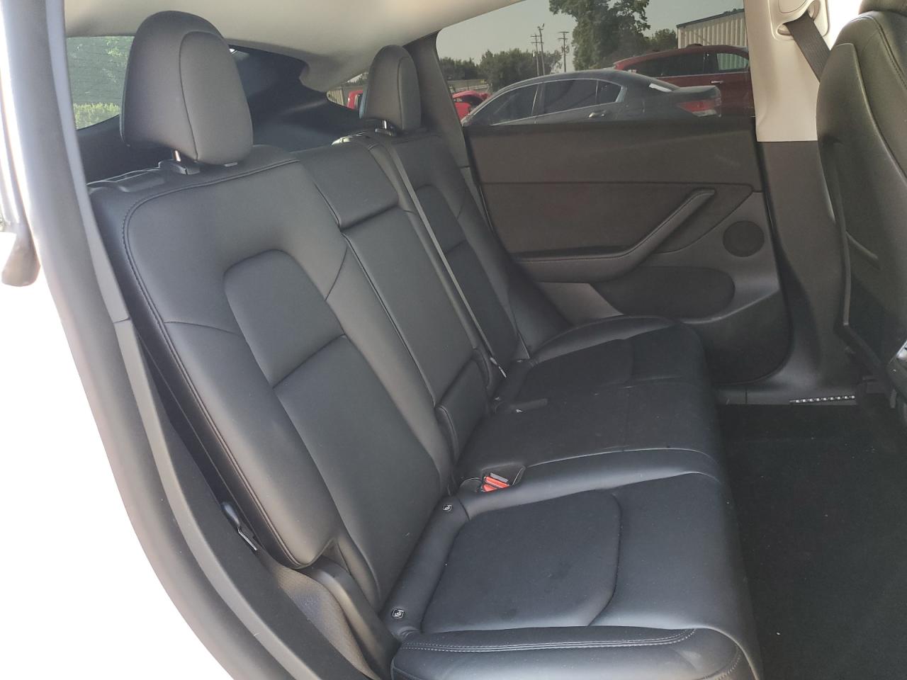 2021 Tesla Model Y VIN: 5YJYGDEE1MF246055 Lot: 61921325