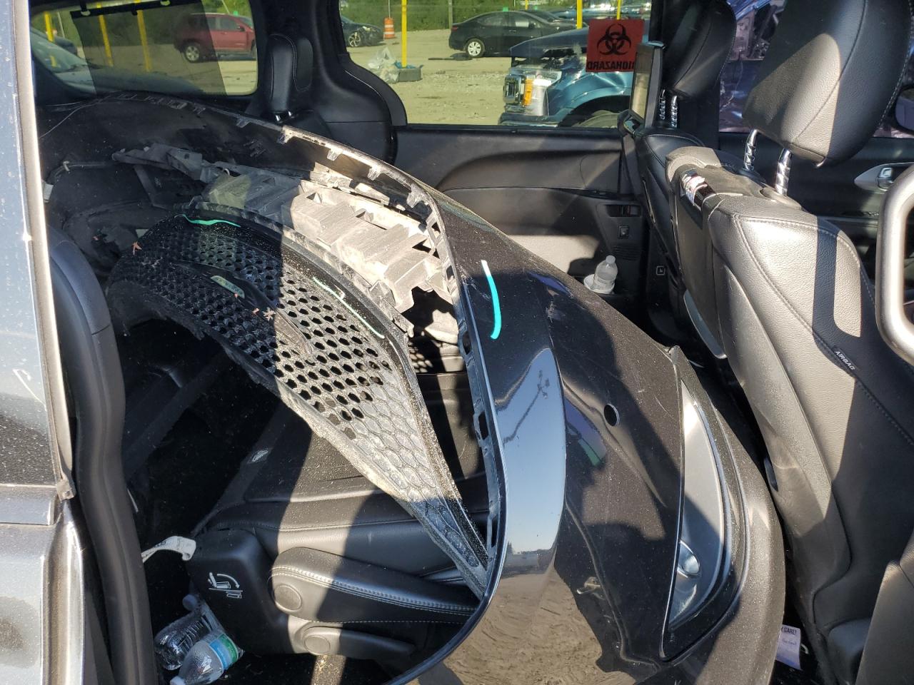 2020 Chrysler Pacifica Touring L Plus VIN: 2C4RC1EG0LR100832 Lot: 61892935