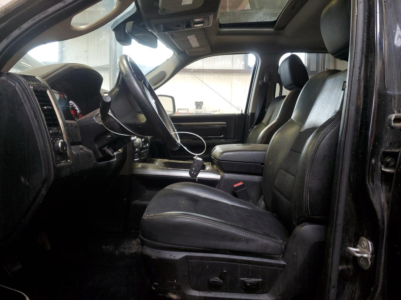 2015 Ram 1500 Sport VIN: 1C6RR7MT5FS718478 Lot: 61040145