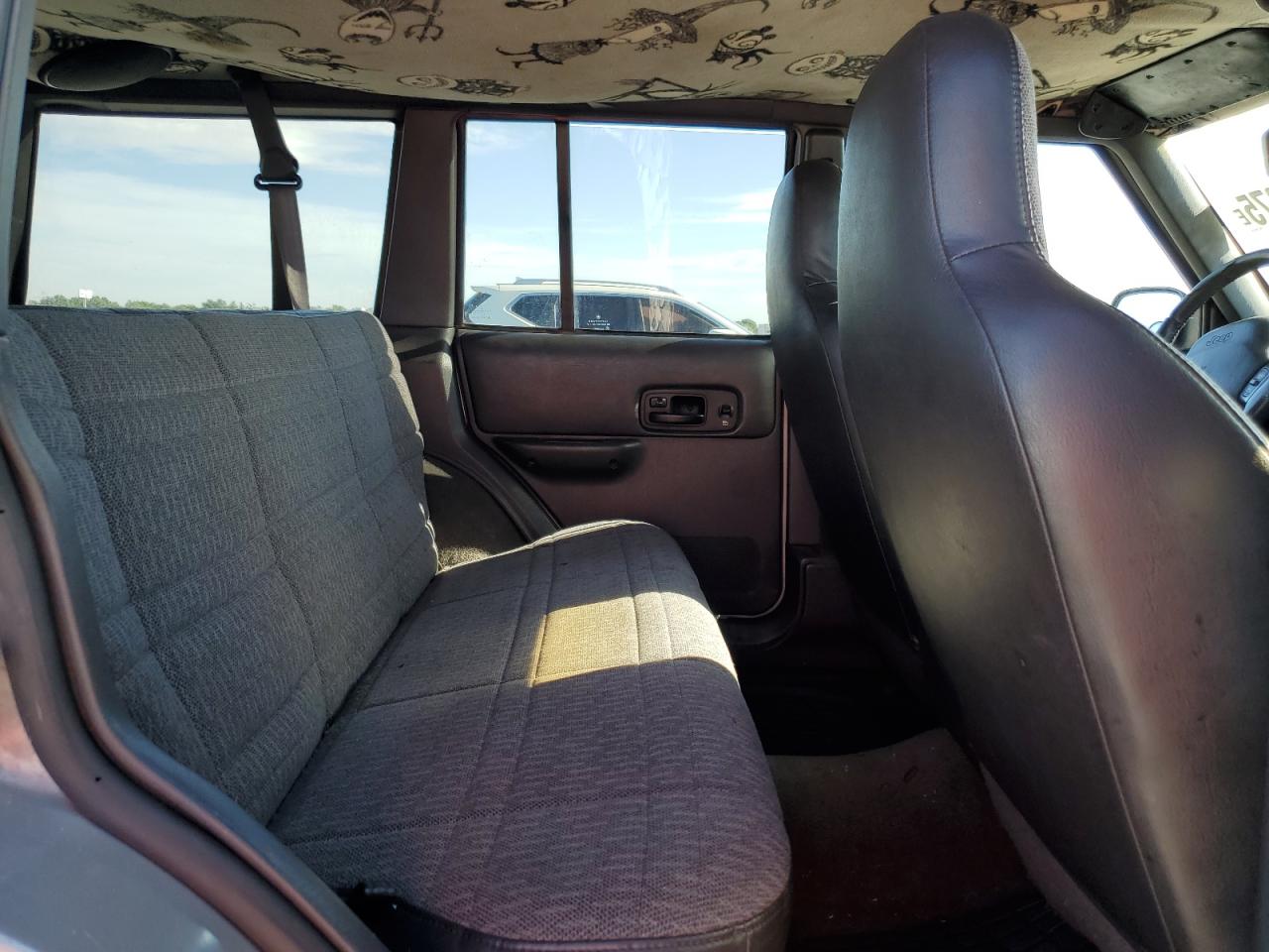 2001 Jeep Cherokee Sport VIN: 1J4FF48S41L595130 Lot: 62123875