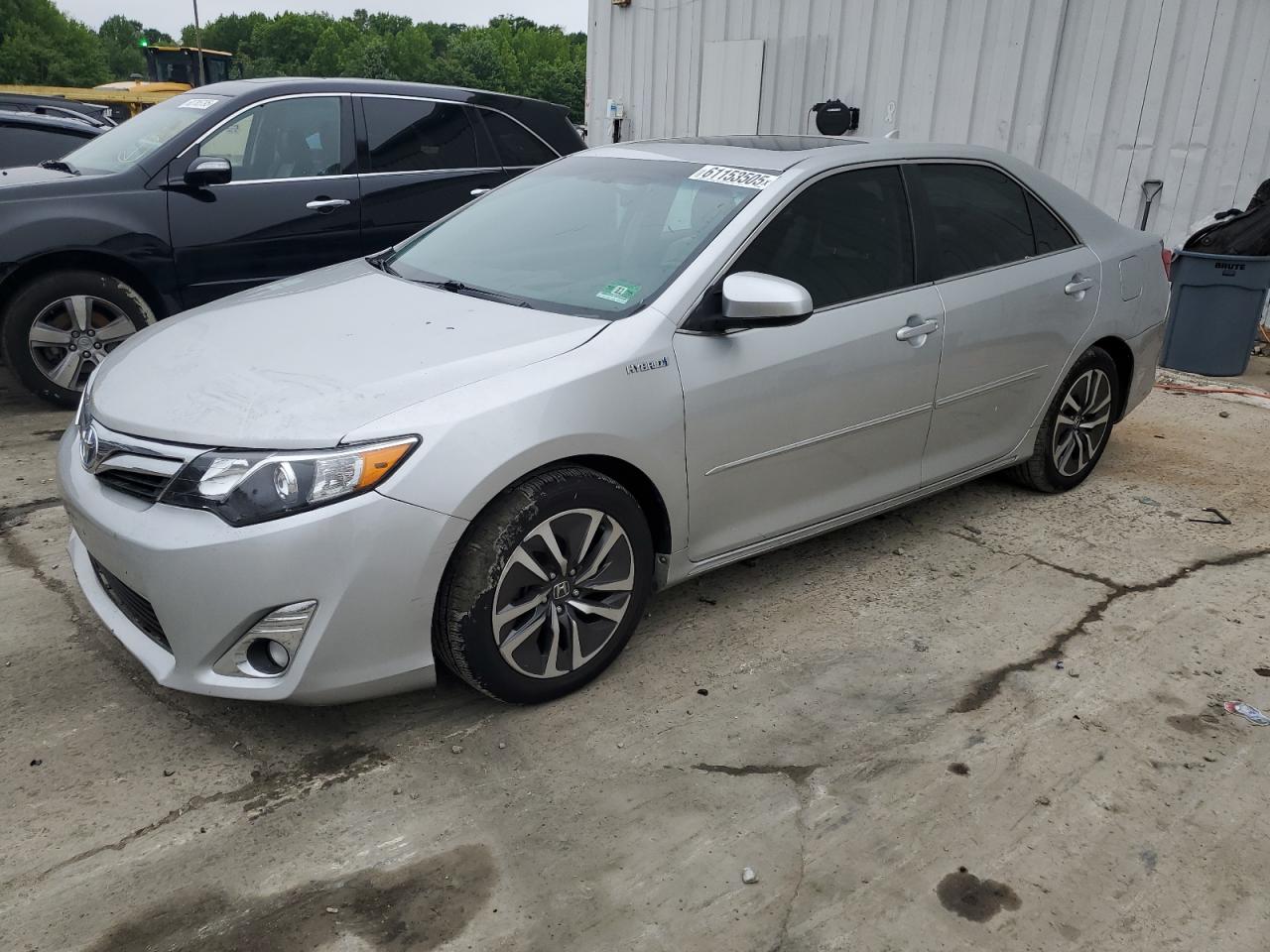 2014 Toyota Camry Hybrid for Sale in Windsor, NJ - Side