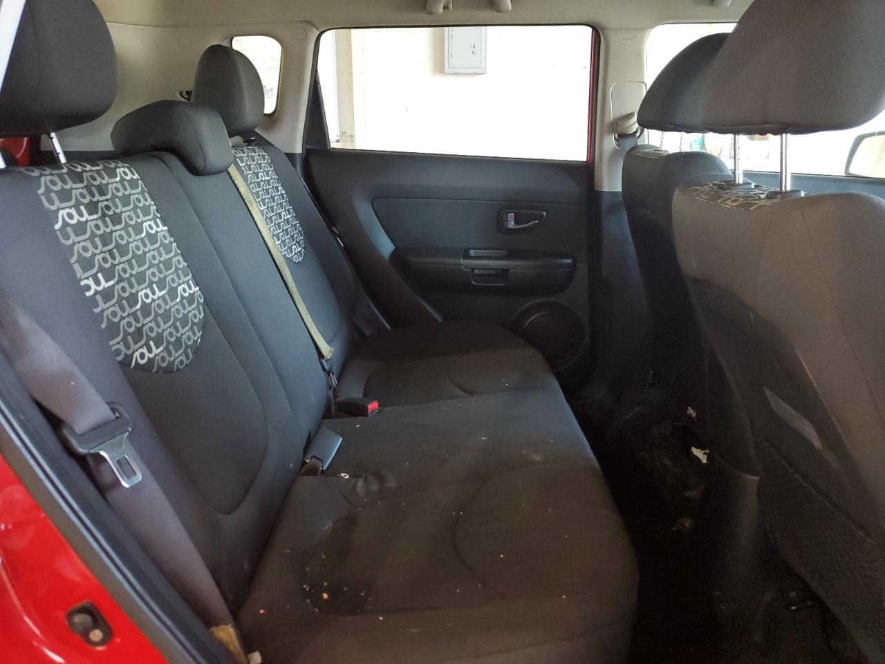 2011 Kia Soul + VIN: KNDJT2A24B7329351 Lot: 62263475
