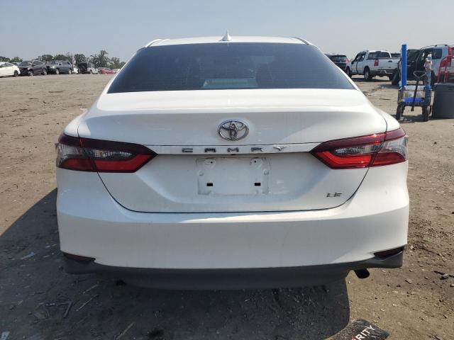  TOYOTA CAMRY 2021 Белы