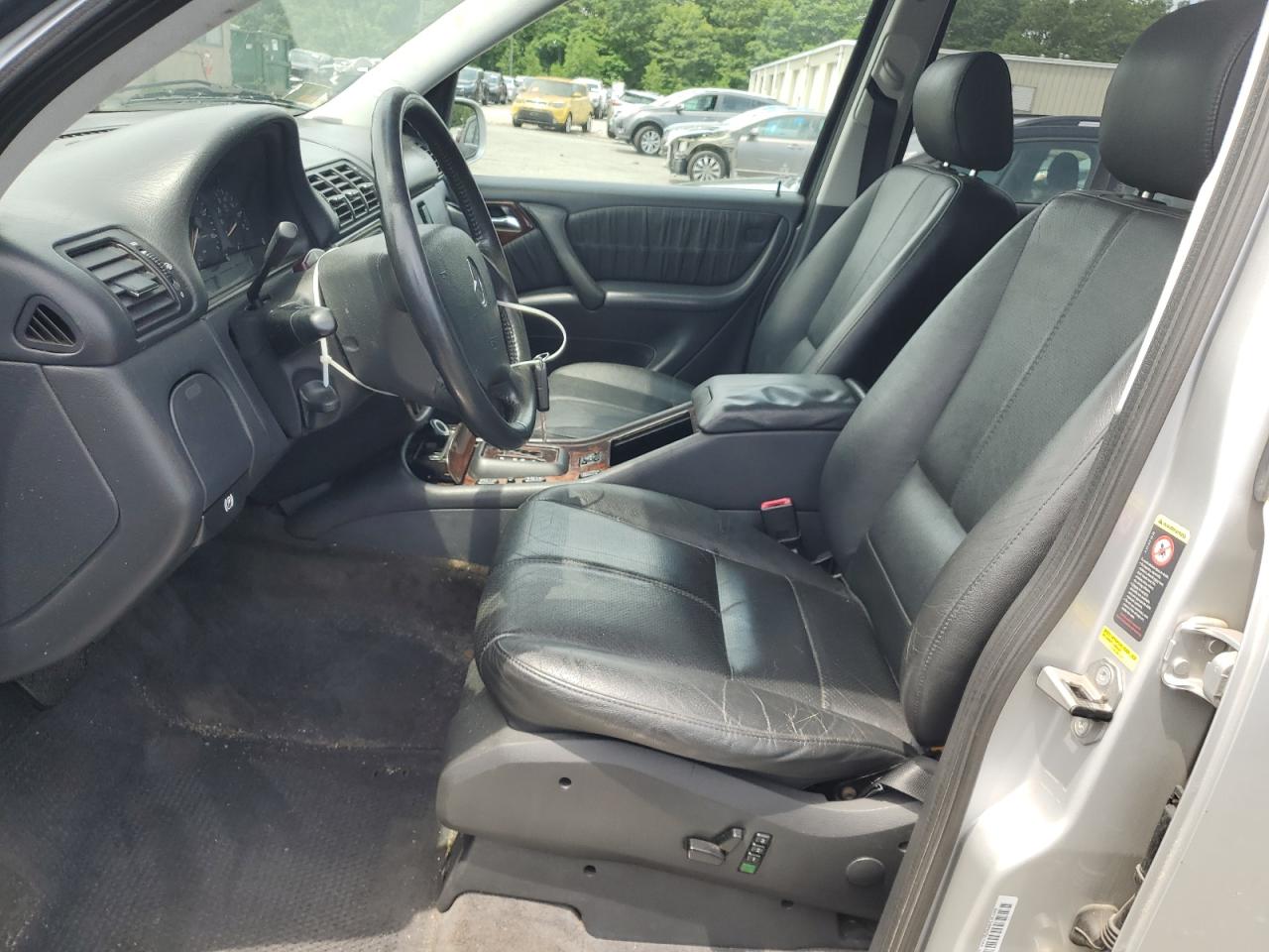 2002 Mercedes-Benz Ml 320 VIN: 4JGAB54E92A352102 Lot: 62834375