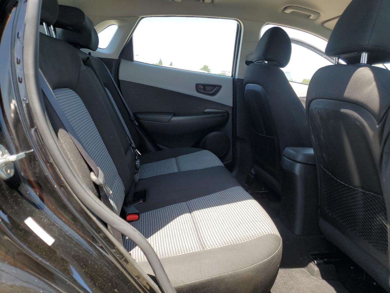 2021 Hyundai Kona Se VIN: KM8K12AA3MU607562 Lot: 61689915