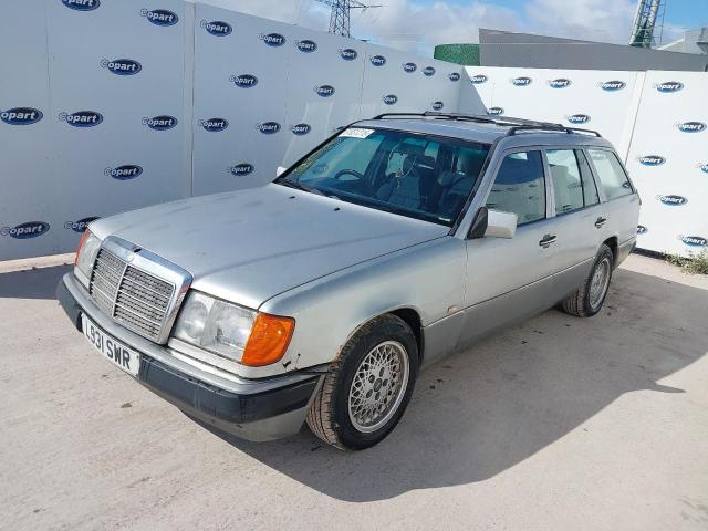 1993 MERCEDES BENZ 220 TE AUT for sale at Copart BRISTOL