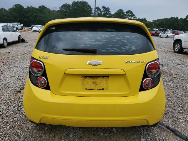  CHEVROLET SONIC 2016 Żółty