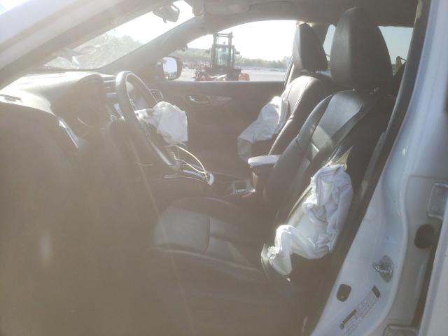 Parquets NISSAN ROGUE 2016 Biały