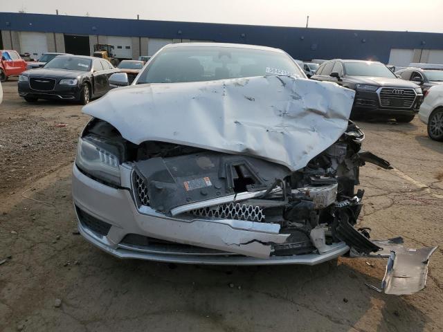  LINCOLN MKZ 2017 Серебристый