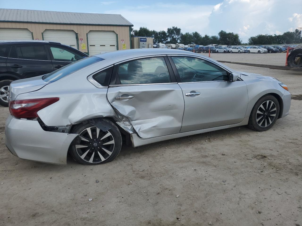 NISSAN ALTIMA 2018 VIN 1N4AL3AP1JC113244 фото 3