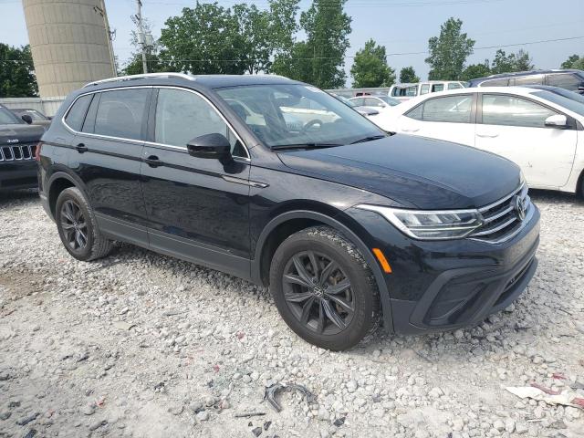 VOLKSWAGEN TIGUAN 2022 Чорний