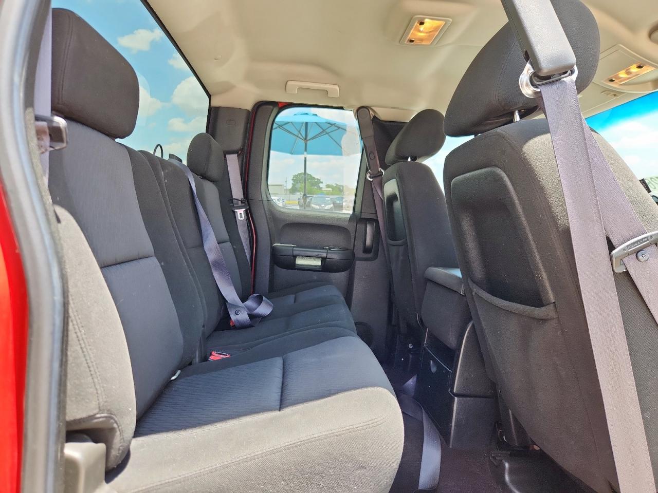 2011 Chevrolet Silverado C1500 Lt VIN: 1GCRCSE06BZ351299 Lot: 62572695