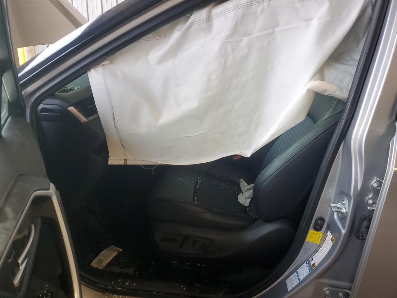 2020 Toyota Rav4 Xse VIN: JTMEWRFV8LJ032611 Lot: 62684675