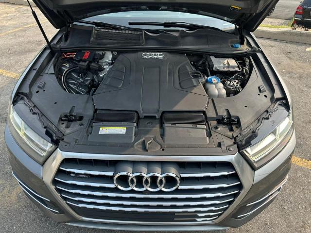 Parquets AUDI Q7 2017 Gray