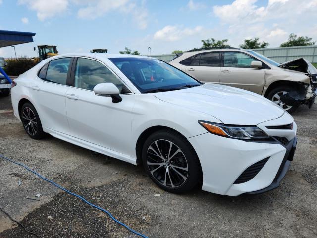  TOYOTA CAMRY 2019 White