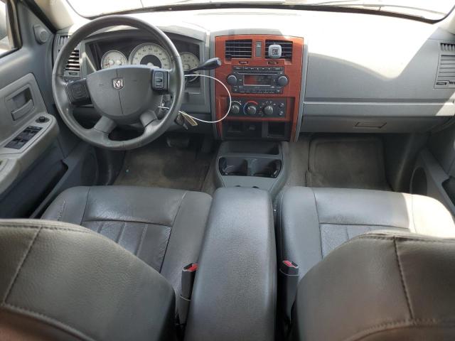2005 DODGE DAKOTA QUAD SLT  