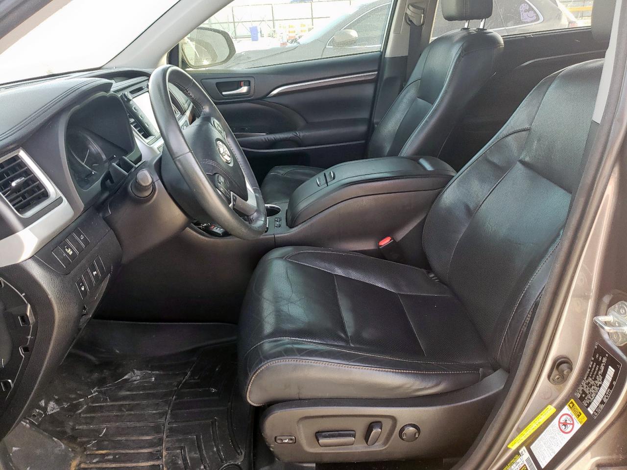 2015 Toyota Highlander Limited VIN: 5TDYKRFH4FS103135 Lot: 63017515