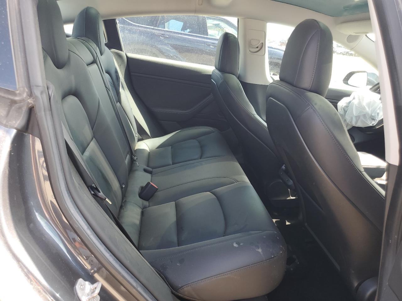 2018 Tesla Model 3 VIN: 5YJ3E1EA6JF023811 Lot: 61857715