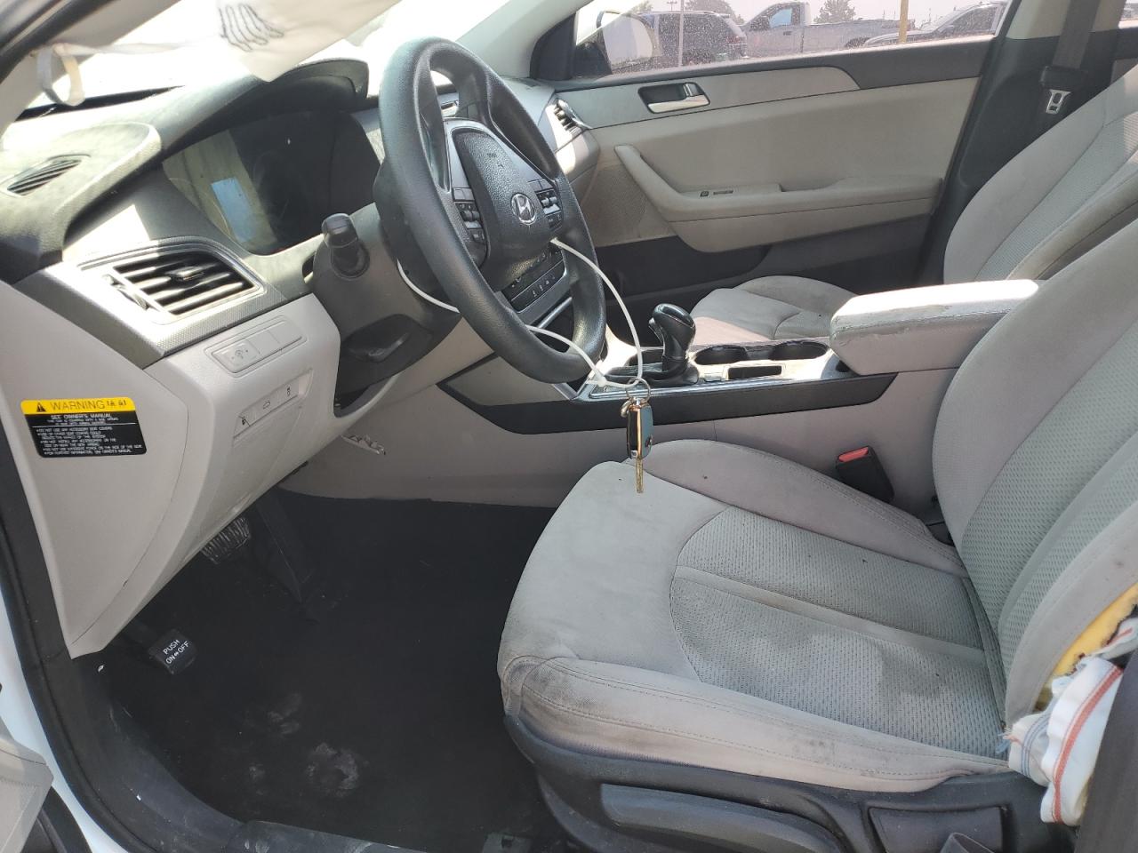 2015 Hyundai Sonata Se VIN: 5NPE24AF3FH135382 Lot: 61980635