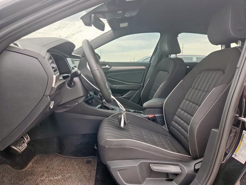  VOLKSWAGEN JETTA 2024 Черный