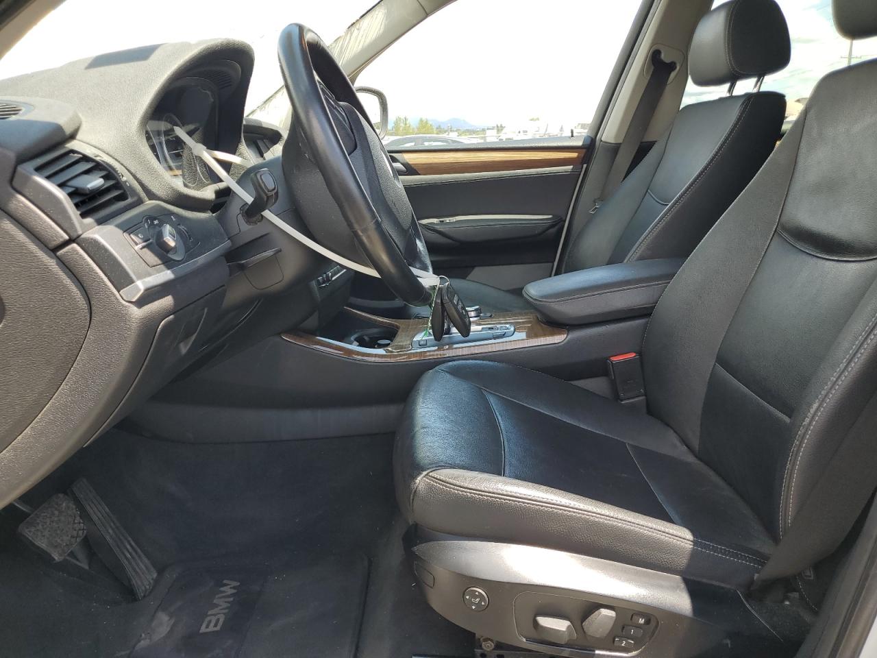 2011 BMW X3 xDrive28I VIN: 5UXWX5C5XBLW13799 Lot: 61018975