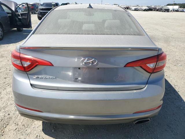 Sedans HYUNDAI SONATA 2016 Srebrny