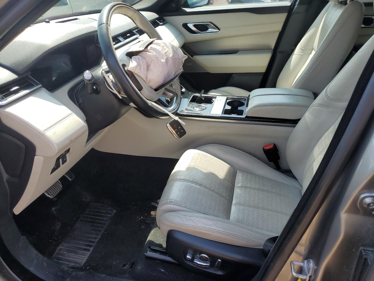 2018 Land Rover Range Rover Velar R-Dynamic Hse VIN: SALYM2RV4JA730077 Lot: 61153625