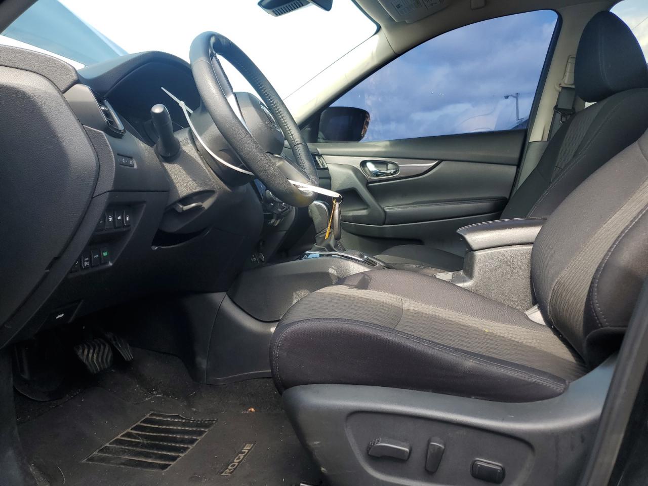 2019 Nissan Rogue - Image 7